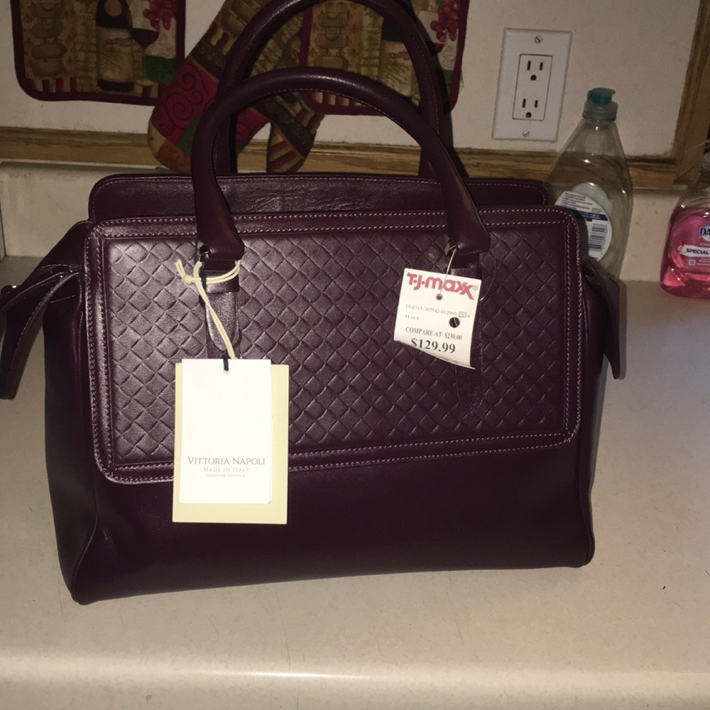 New purse It was never used